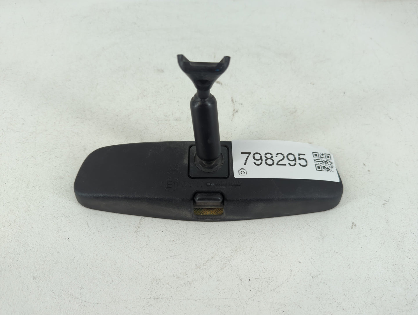 2007-2017 Gmc Acadia Interior Rear View Mirror Replacement OEM P/N:E11026150 Fits OEM Used Auto Parts - Oemusedautoparts1.co