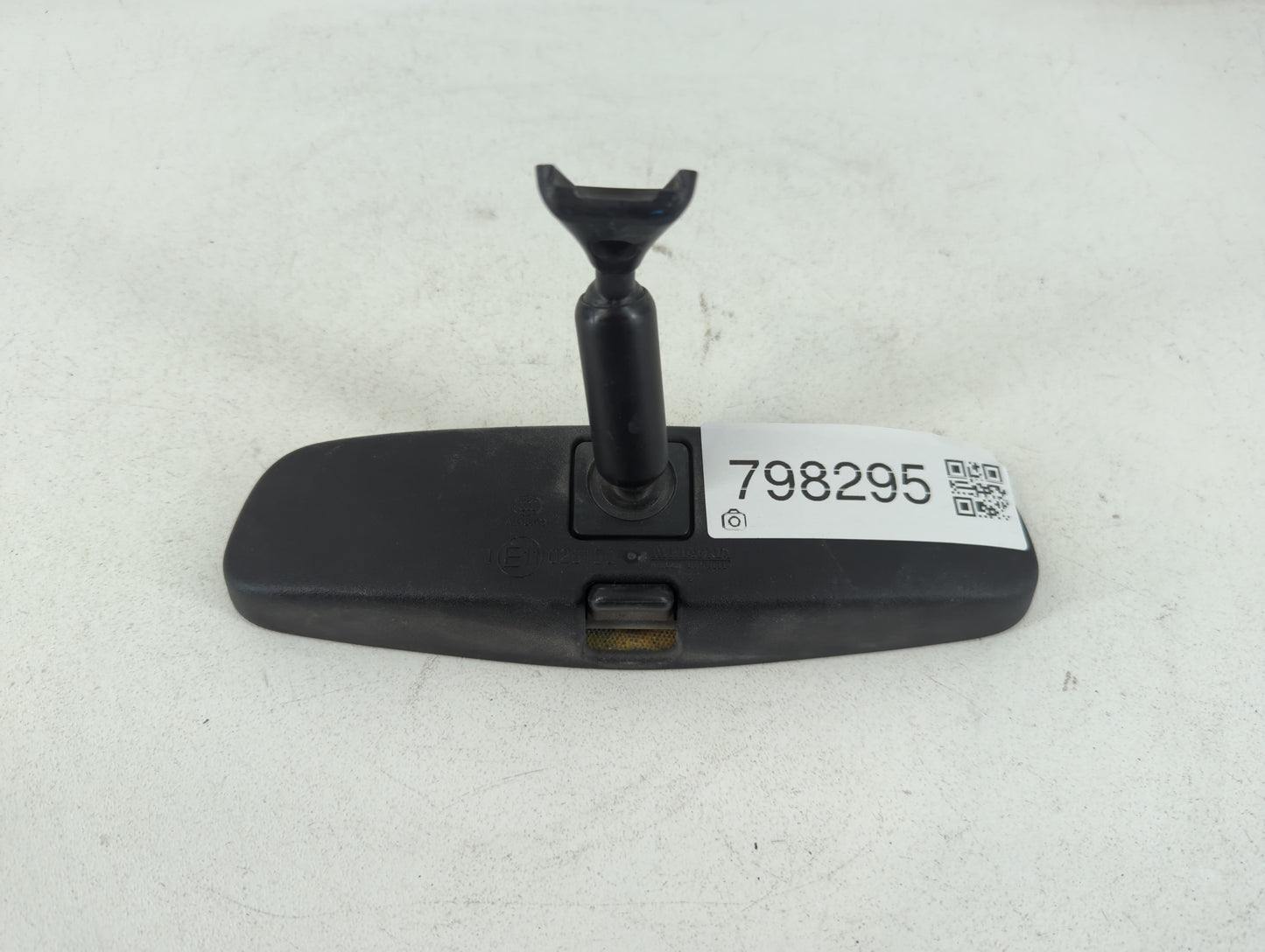 2007-2017 Gmc Acadia Interior Rear View Mirror Replacement OEM P/N:E11026150 Fits OEM Used Auto Parts - Oemusedautoparts1.co