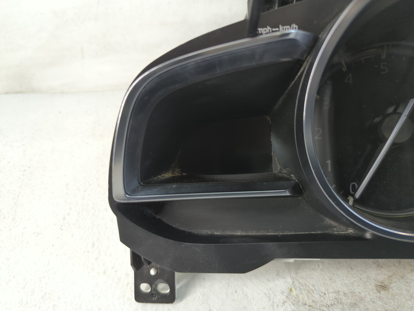 2017 Gmc Acadia Instrument Cluster Speedometer Gauges P/N:A3C0633310001 D51G 55HU0 A Fits OEM Used Auto Parts - Oemusedautop