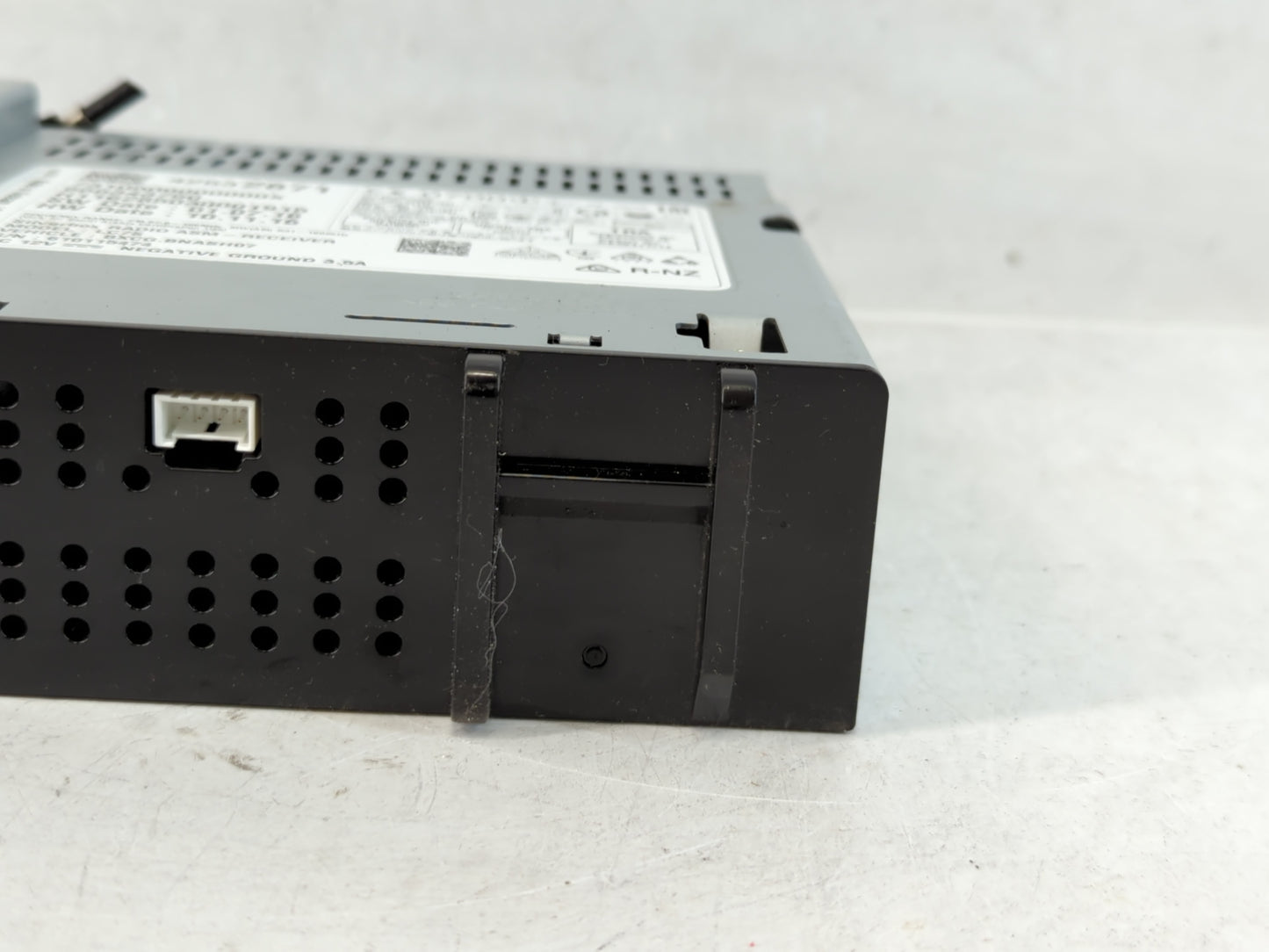 2017 Gmc Acadia Radio AM FM Cd Player Receiver Replacement P/N:42532871 Fits Fits 2018 OEM Used Auto Parts - Oemusedautopart