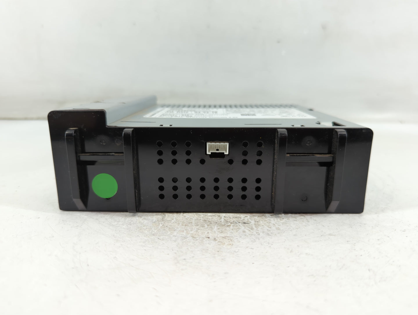 2017 Gmc Acadia Radio AM FM Cd Player Receiver Replacement P/N:42532871 Fits Fits 2018 OEM Used Auto Parts - Oemusedautopart