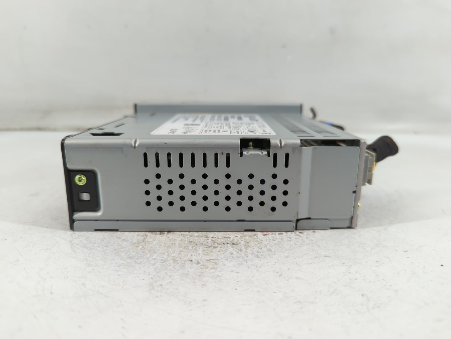2017 Gmc Acadia Radio AM FM Cd Player Receiver Replacement P/N:42532871 Fits Fits 2018 OEM Used Auto Parts - Oemusedautopart