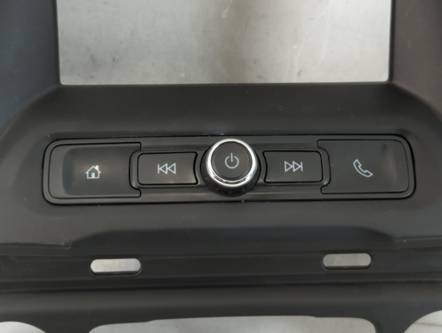 2017 Gmc Acadia Radio AM FM Cd Player Receiver Replacement P/N:42342519 84173747 Fits OEM Used Auto Parts - Oemusedautoparts