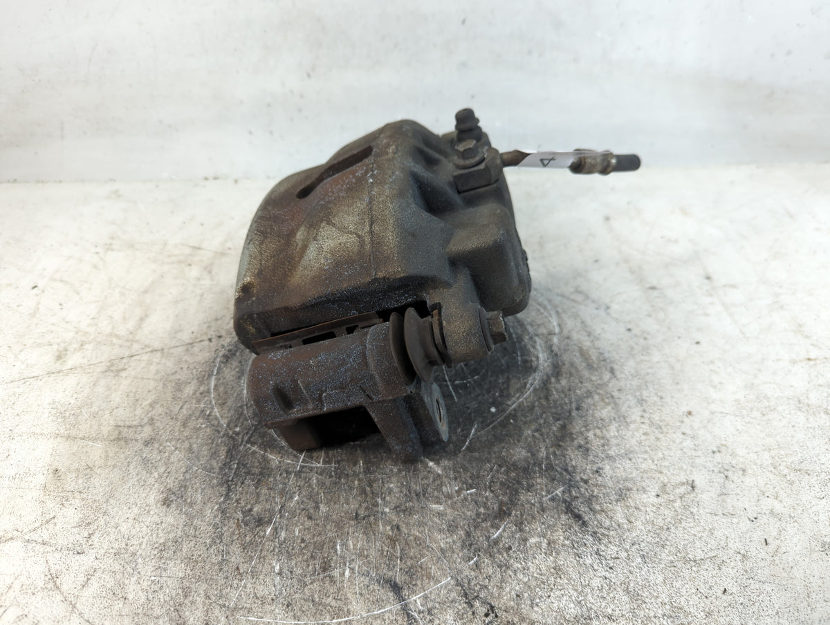 Gmc Acadia Limited Front Driver Left Brake Caliper - Oemusedautoparts1.com