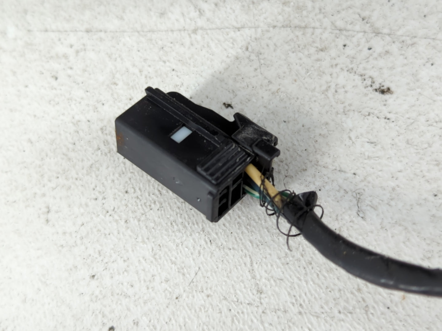 2017-2018 Gmc Canyon Passenger Side View Mirror - Right Door Mirror OEM Used - Oemusedautoparts1.com