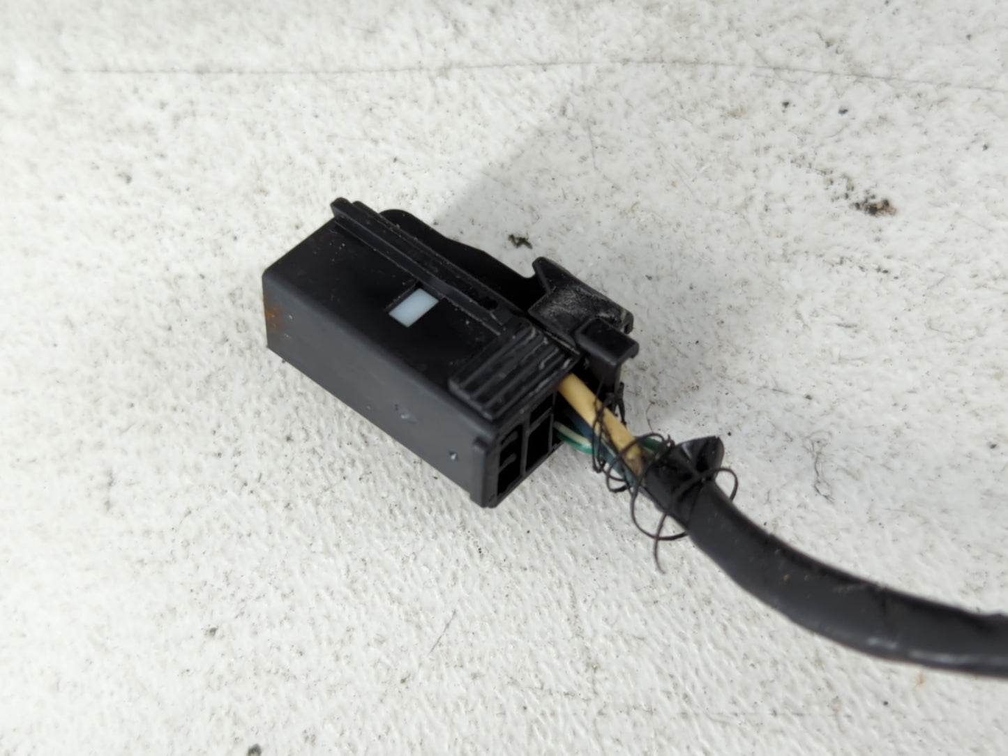 2017-2018 Gmc Canyon Passenger Side View Mirror - Right Door Mirror OEM Used - Oemusedautoparts1.com