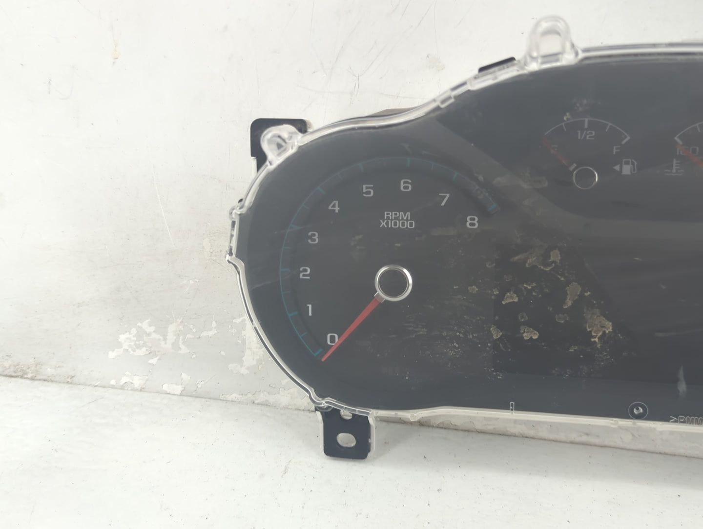 2017 Gmc Canyon Instrument Cluster Speedometer Gauges P/N:84257747 GM-0037-201-MR-CE0E Fits OEM Used Auto Parts - Oemusedaut