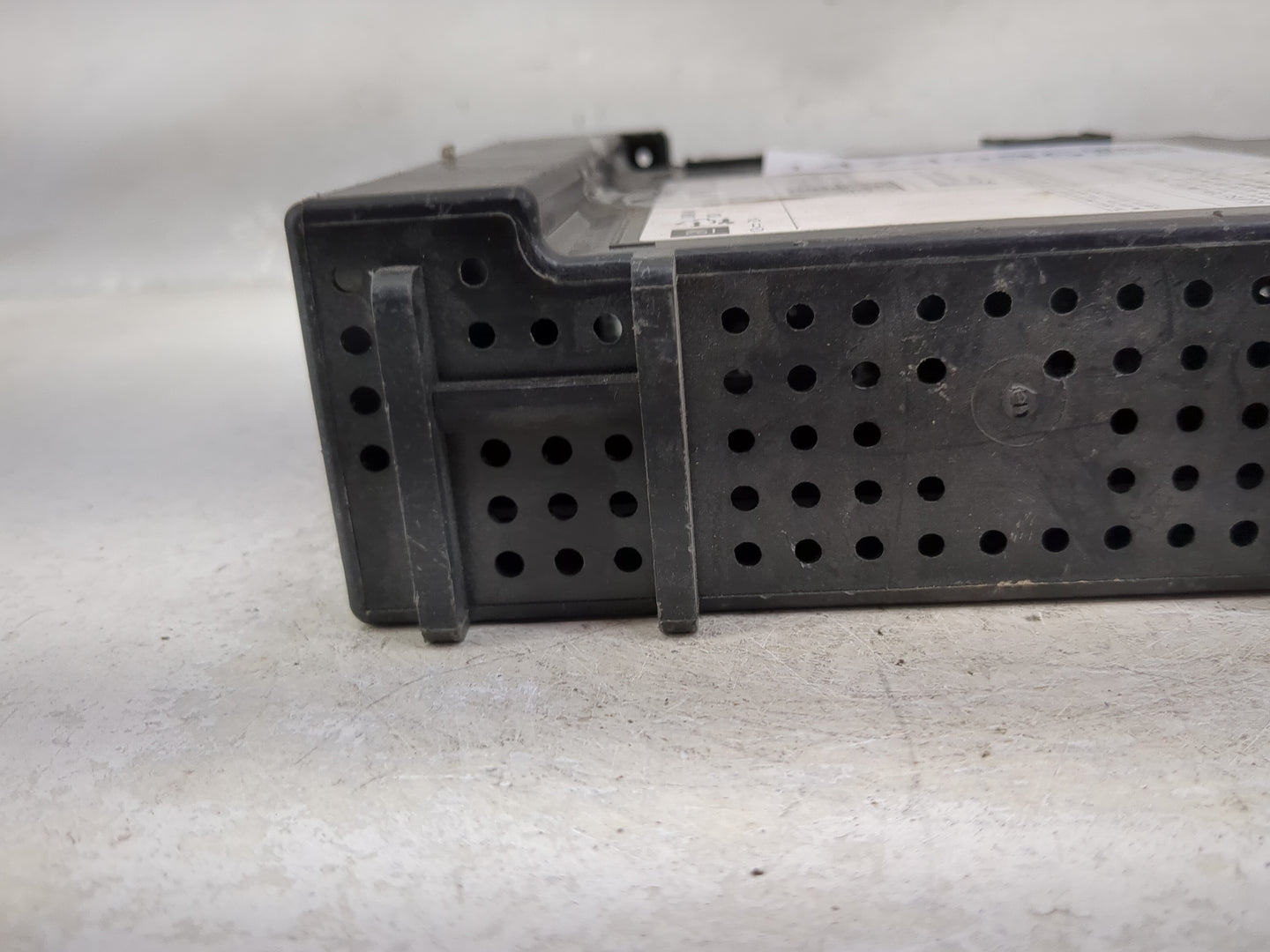 2017 Gmc Canyon Radio AM FM Cd Player Receiver Replacement P/N:84102327 Fits OEM Used Auto Parts - Oemusedautoparts1.com
