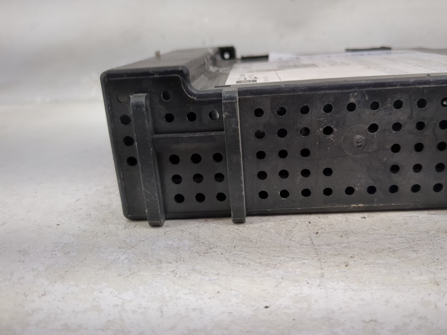 2017 Gmc Canyon Radio AM FM Cd Player Receiver Replacement P/N:84102327 Fits OEM Used Auto Parts - Oemusedautoparts1.com