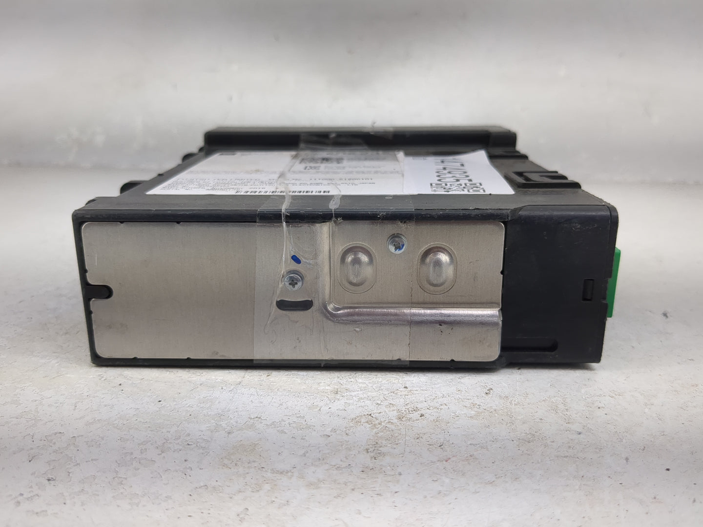 2017 Gmc Canyon Radio AM FM Cd Player Receiver Replacement P/N:84102327 Fits OEM Used Auto Parts - Oemusedautoparts1.com