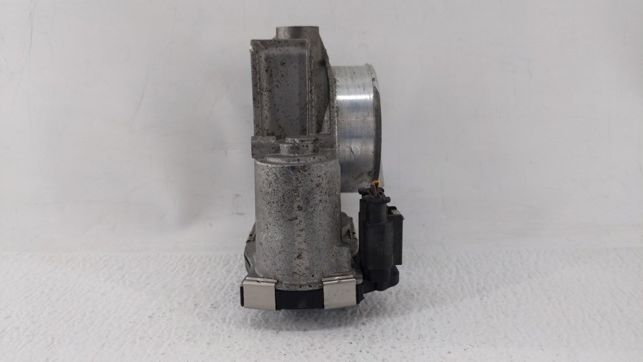 2016-2018 Gmc Canyon Throttle Body P/N:12670839AA Fits Fits 2016 2017 2018 2019 OEM Used Auto Parts - Oemusedautoparts1.com