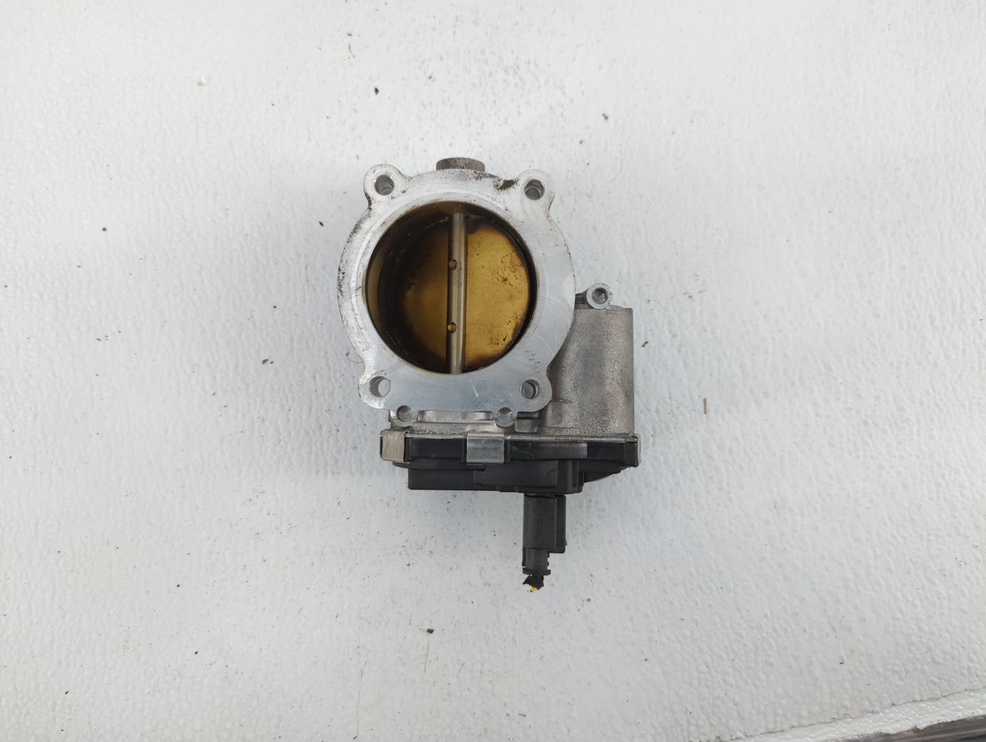 2017-2018 Gmc Canyon Throttle Body P/N:12671014 12648414, 1267 1014 Fits Fits 2016 2017 2018 2019 OEM Used Auto Parts - Oemu