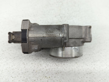 2017-2018 Gmc Canyon Throttle Body P/N:12671014 12648414, 1267 1014 Fits Fits 2016 2017 2018 2019 OEM Used Auto Parts