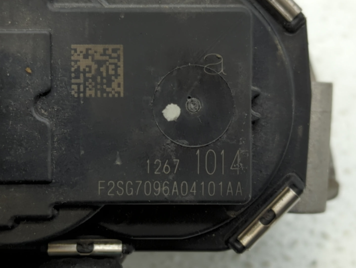 2017-2018 Gmc Canyon Throttle Body P/N:12671014 12648414, 1267 1014 Fits Fits 2016 2017 2018 2019 OEM Used Auto Parts - Oemu