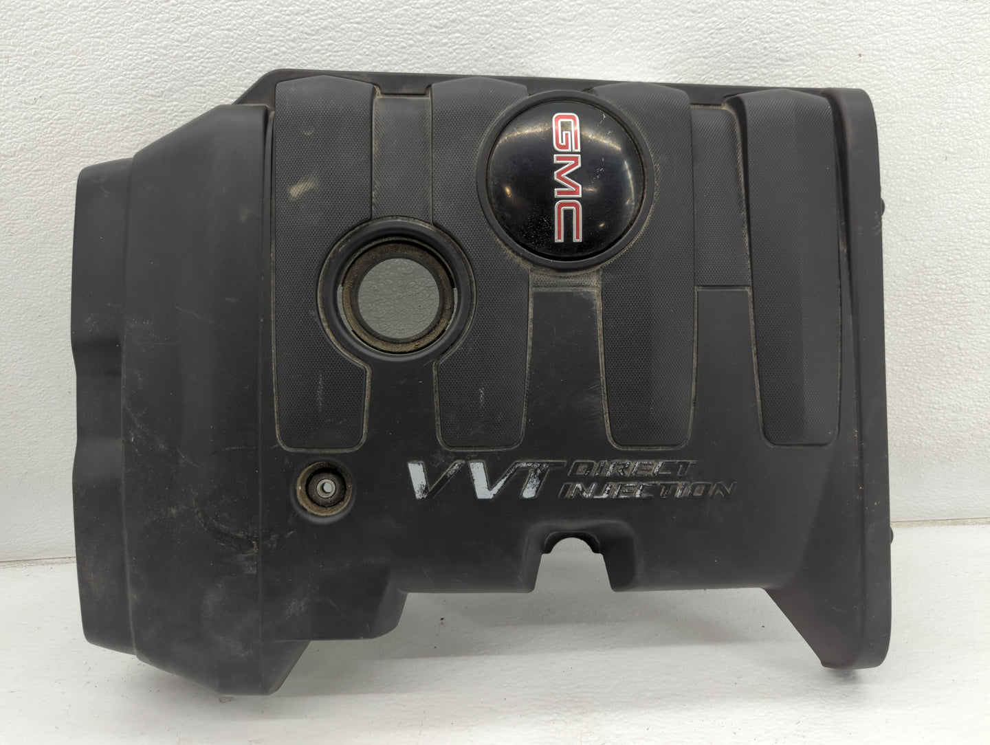 2017 Gmc Canyon Engine Cover - Oemusedautoparts1.com