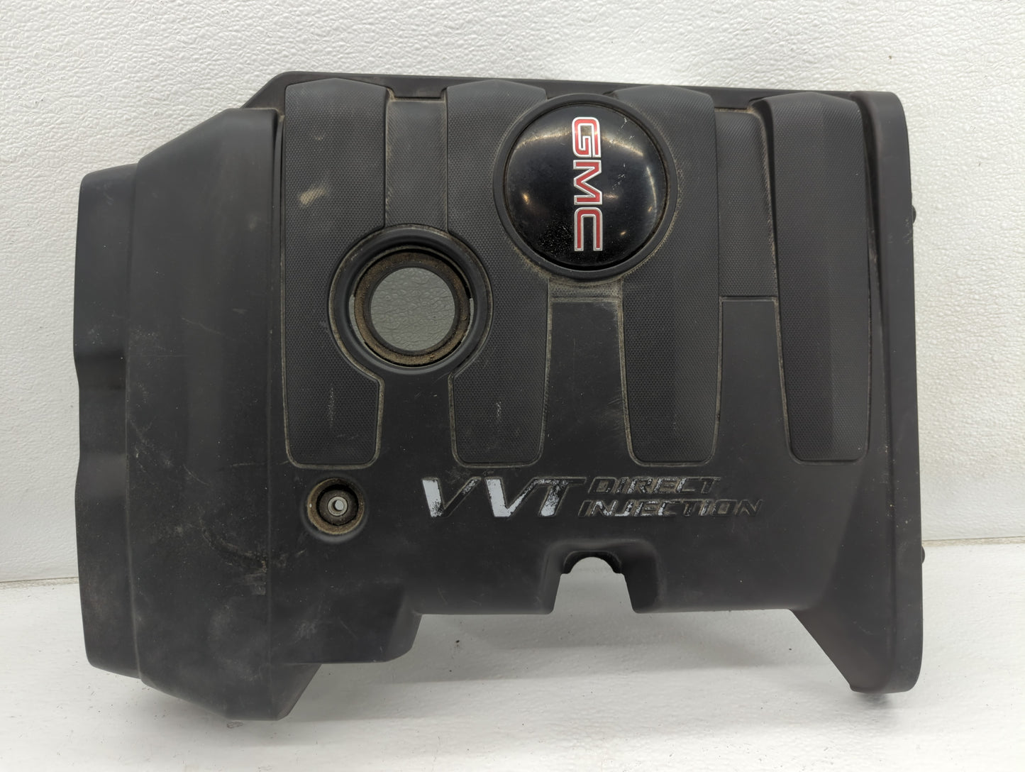 2017 Gmc Canyon Engine Cover - Oemusedautoparts1.com