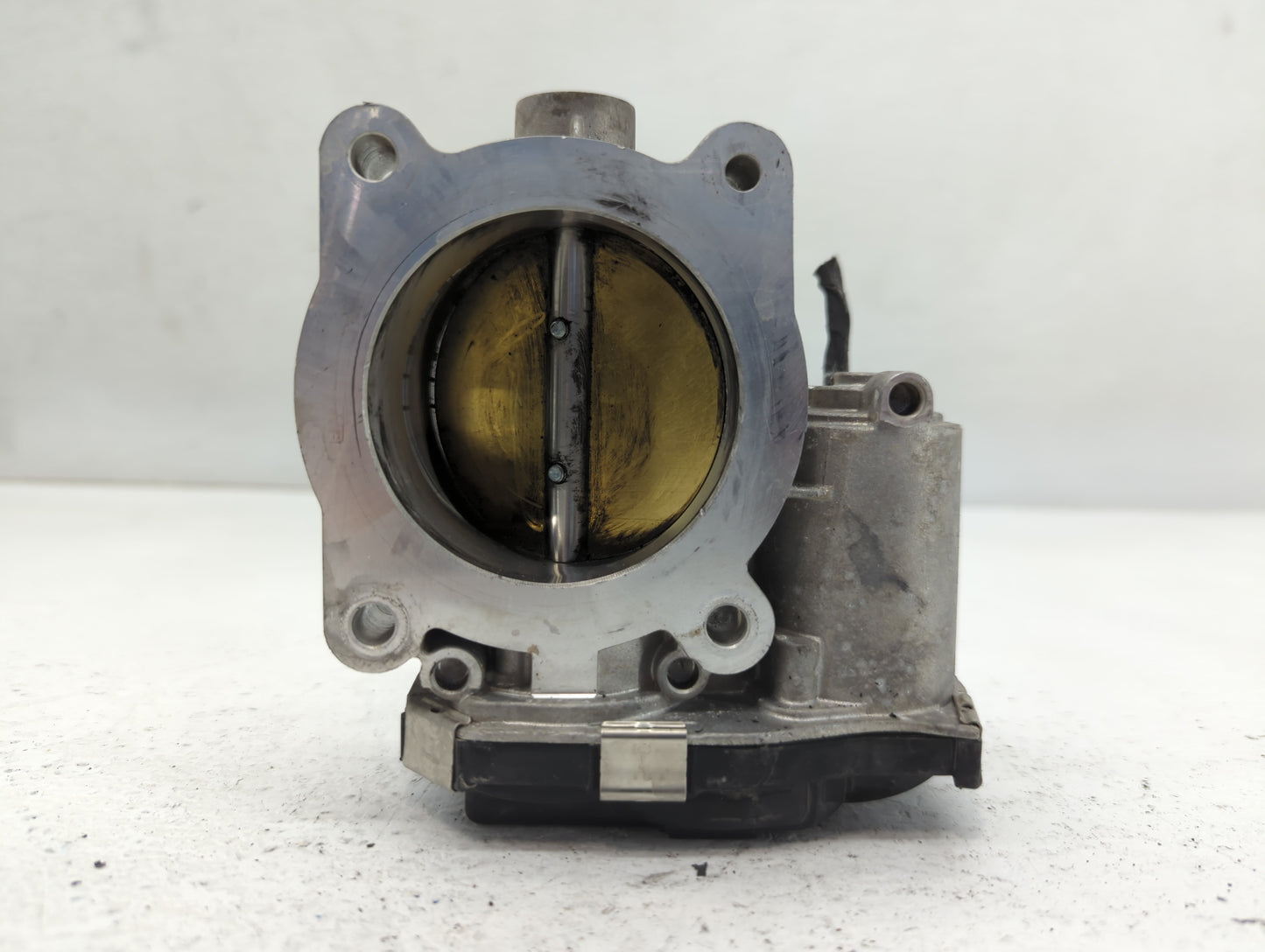 2016-2022 Gmc Canyon Throttle Body P/N:12670830AA Fits Fits 2016 2017 2018 2019 2020 2021 2022 OEM Used Auto Parts - Oemused