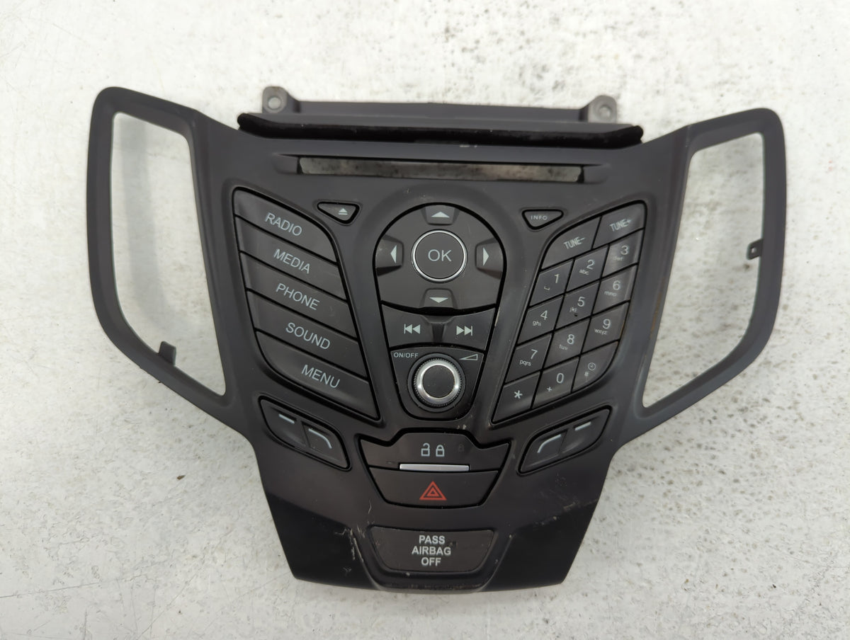 2017-2019 Gmc Canyon Am Fm Cd Player Radio Receiver - Oemusedautoparts1.com