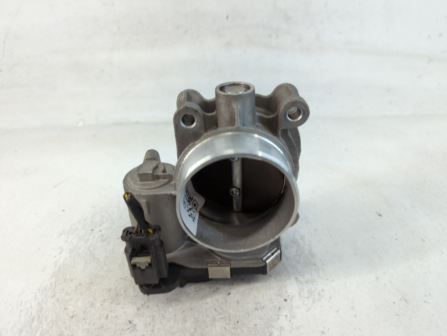2016-2022 Gmc Canyon Throttle Body P/N:12670839AA Fits Fits 2016 2017 2018 2019 2020 2021 2022 OEM Used Auto Parts - Oemused