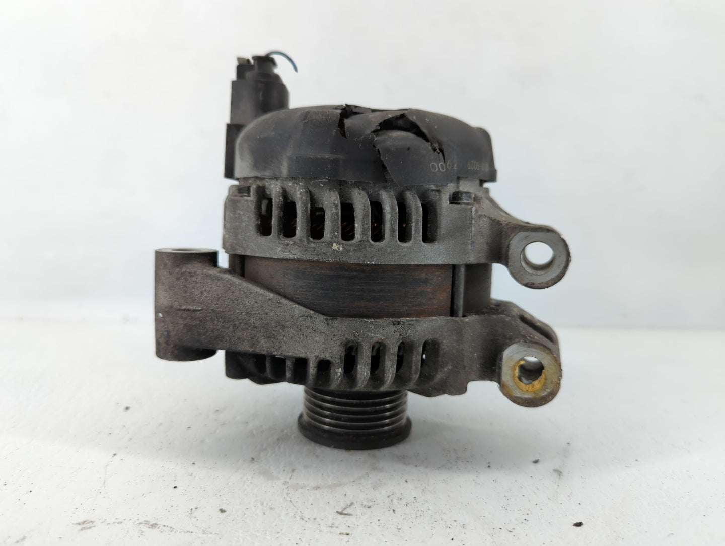 2017 Gmc Fp152 Alternator Replacement Generator Charging Assembly Engine OEM P/N:MS1042118980 HK83-10300-AA Fits OEM Used Au