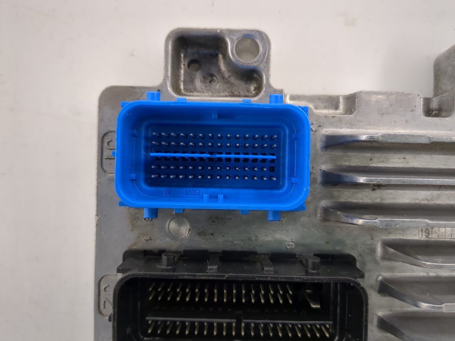 2017-2019 Gmc Savana 2500 PCM Engine Control Computer ECU ECM PCU OEM P/N:12677671 Fits Fits 2017 2018 2019 2020 2021 OEM Us