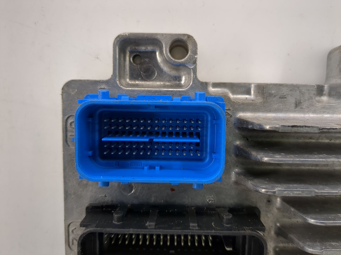 2017-2019 Gmc Savana 2500 PCM Engine Control Computer ECU ECM PCU OEM P/N:12677671 Fits Fits 2017 2018 2019 2020 2021 OEM Us