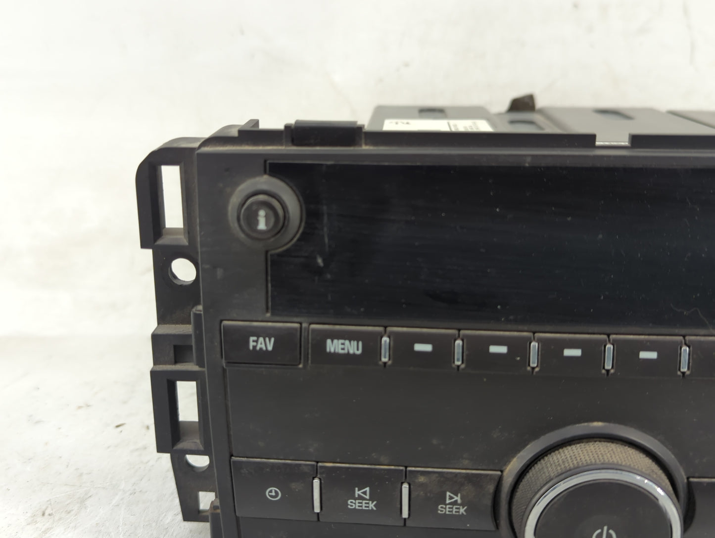 2011-2019 Gmc Savana 2500 Radio AM FM Cd Player Receiver Replacement P/N:23475277 Fits OEM Used Auto Parts - Oemusedautopart