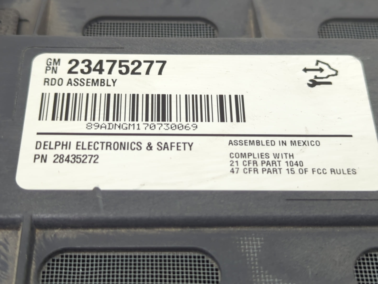 2011-2019 Gmc Savana 2500 Radio AM FM Cd Player Receiver Replacement P/N:23475277 Fits OEM Used Auto Parts - Oemusedautopart
