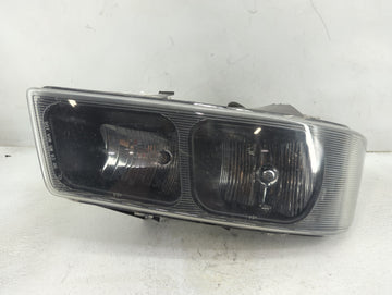 2003-2019 Gmc Savana 2500 Tail Light Assembly Passenger Right OEM P/N:15879432 Fits OEM Used Auto Parts - Oemusedautoparts1.