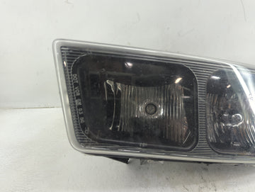 2003-2019 Gmc Savana 2500 Tail Light Assembly Passenger Right OEM P/N:15879432 Fits OEM Used Auto Parts