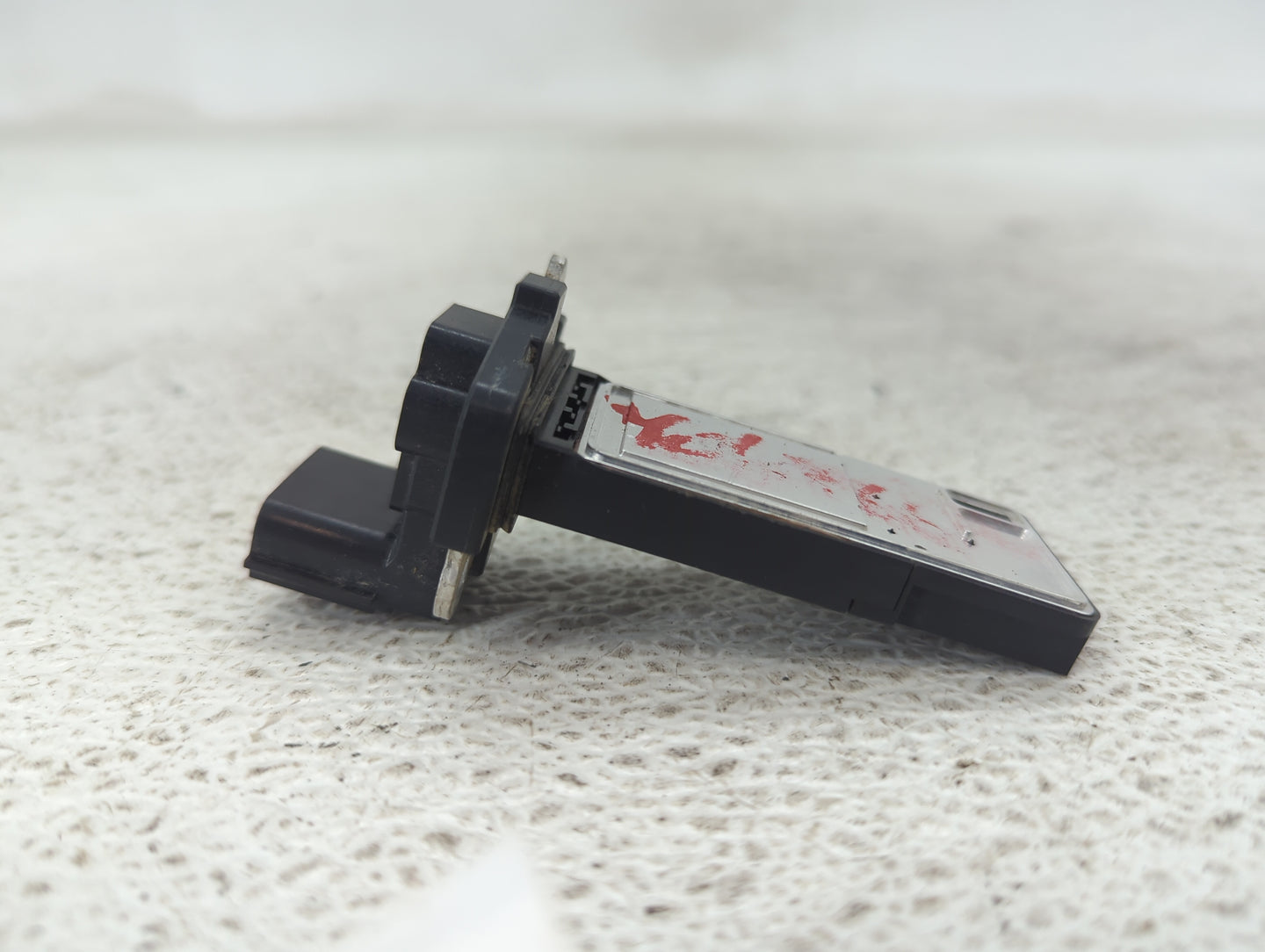 2017-2019 Gmc Savana 2500 Mass Air Flow Meter Maf 1487892 - Oemusedautoparts1.com