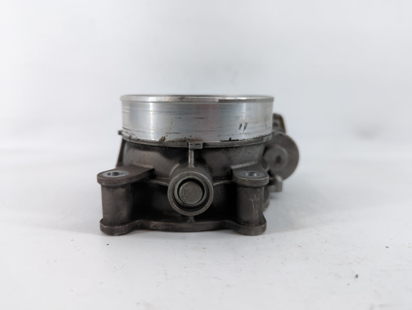 2016-2019 Gmc Savana 2500 Throttle Body P/N:12678312 Fits Fits 2014 2015 2016 2017 2018 2019 2020 2021 2022 OEM Used Auto Pa