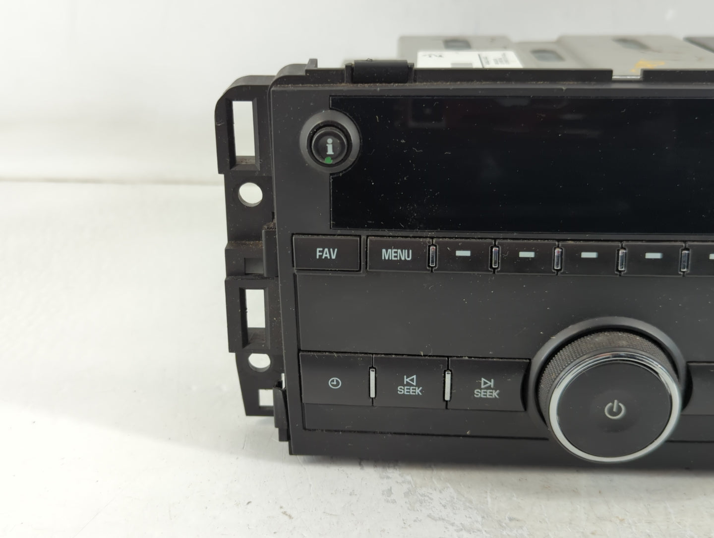 2015-2019 Gmc Savana 2500 Radio AM FM Cd Player Receiver Replacement P/N:23475277 Fits Fits 2015 2016 2017 2018 2019 2020 20