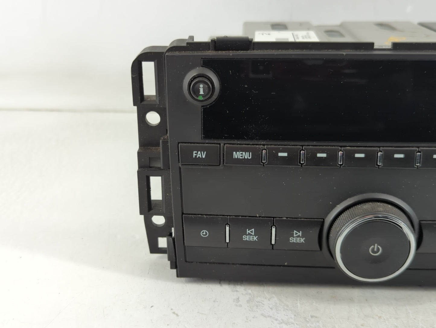 2015-2019 Gmc Savana 2500 Radio AM FM Cd Player Receiver Replacement P/N:23475277 Fits Fits 2015 2016 2017 2018 2019 2020 20