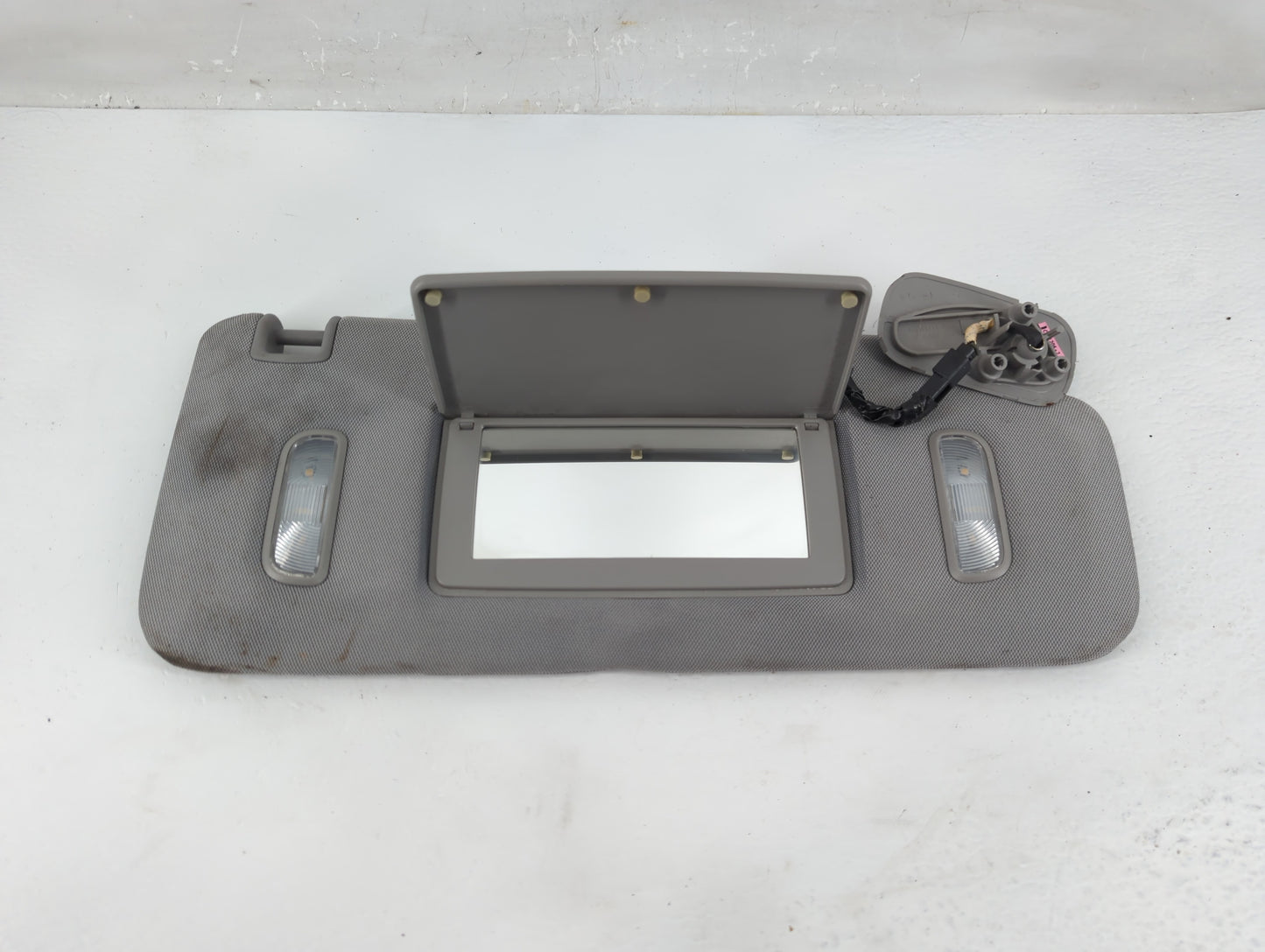 2014-2019 Gmc Sierra 1500 Sun Visor Shade Replacement Passenger Right Mirror Fits Fits 2014 2015 2016 2017 2018 2019 OEM Use