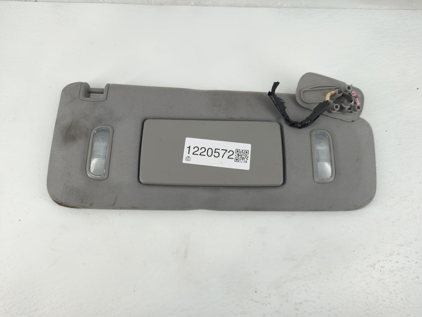 2014-2019 Gmc Sierra 1500 Sun Visor Shade Replacement Passenger Right Mirror Fits Fits 2014 2015 2016 2017 2018 2019 OEM Use