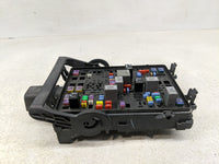 2017-2019 Gmc Sierra 1500 Fusebox Fuse Box Panel Relay Module Fits Fits 2017 2018 2019 OEM Used Auto Parts - Oemusedautopart