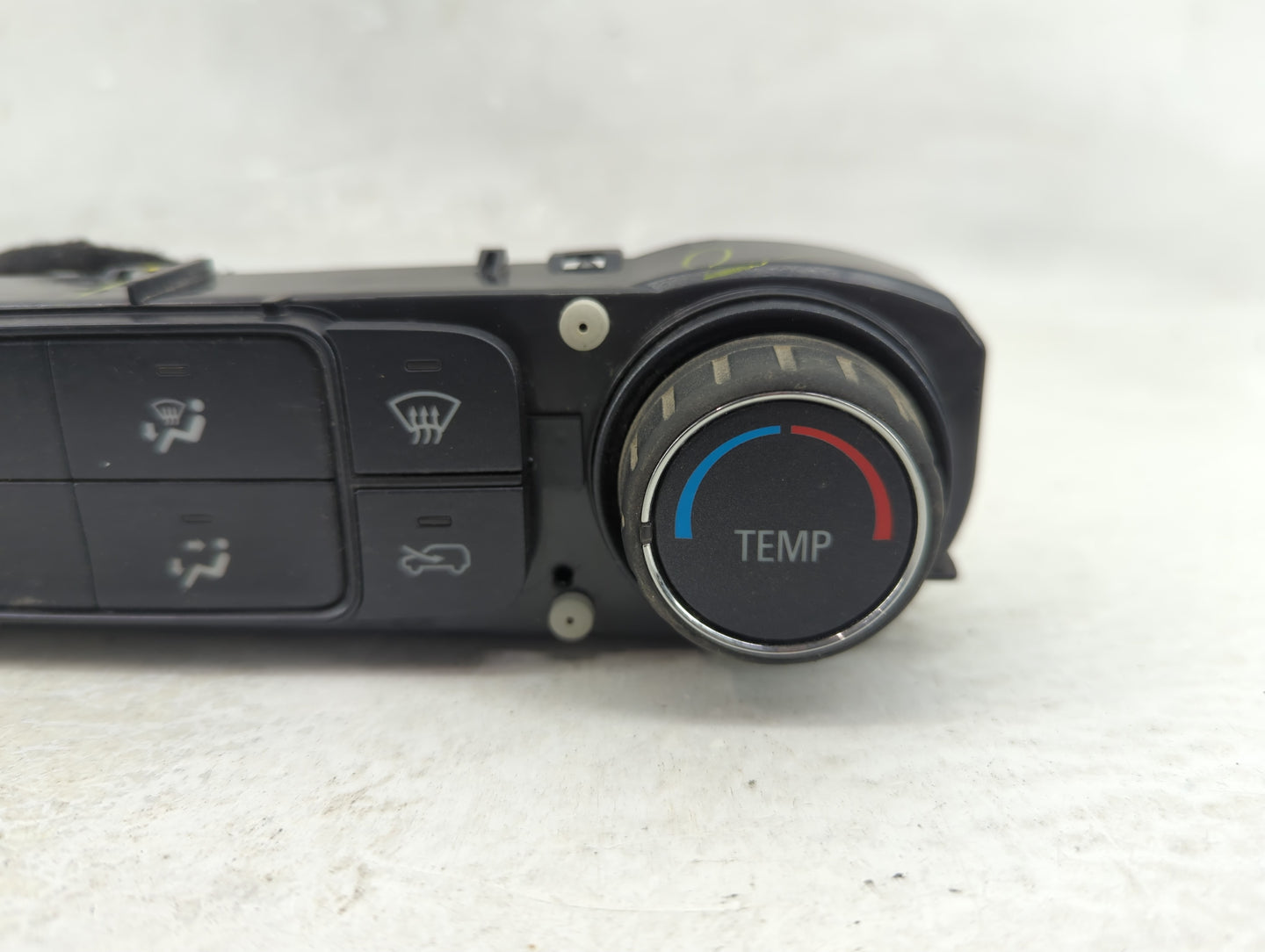 2017-2019 Gmc Sierra 1500 Climate Control Module Temperature AC/Heater Replacement P/N:815372982 84164473 Fits OEM Used Auto