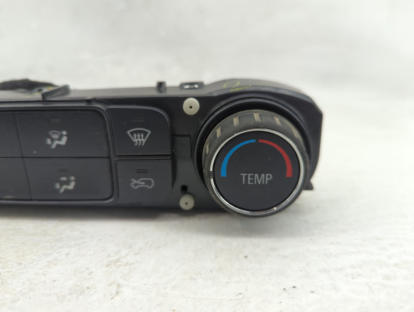 2017-2019 Gmc Sierra 1500 Climate Control Module Temperature AC/Heater Replacement P/N:815372982 84164473 Fits OEM Used Auto