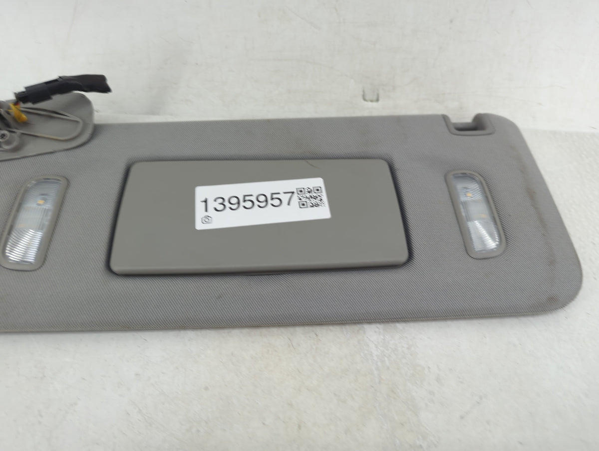 2014-2019 Gmc Sierra 1500 Sun Visor Shade Replacement Driver Left Mirror Fits Fits 2014 2015 2016 2017 2018 2019 OEM Used Au