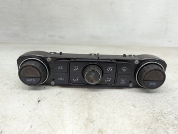 2017-2019 Gmc Sierra 1500 Climate Control Module Temperature AC/Heater Replacement P/N:815372982 84164476 Fits OEM Used Auto