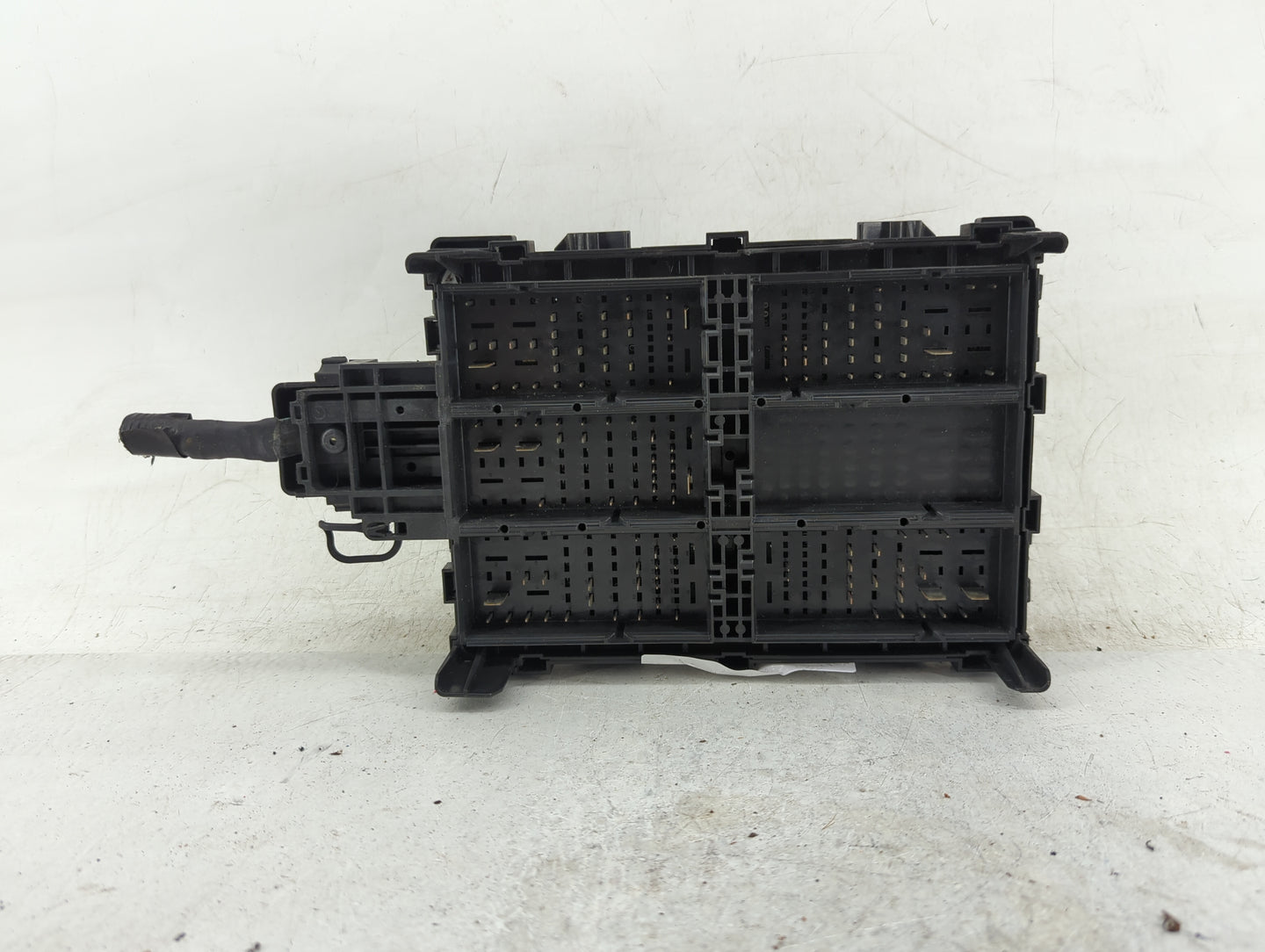 2017 Gmc Sierra 1500 Fusebox Fuse Box Relay Module Tipm 84075777_02 - Oemusedautoparts1.com