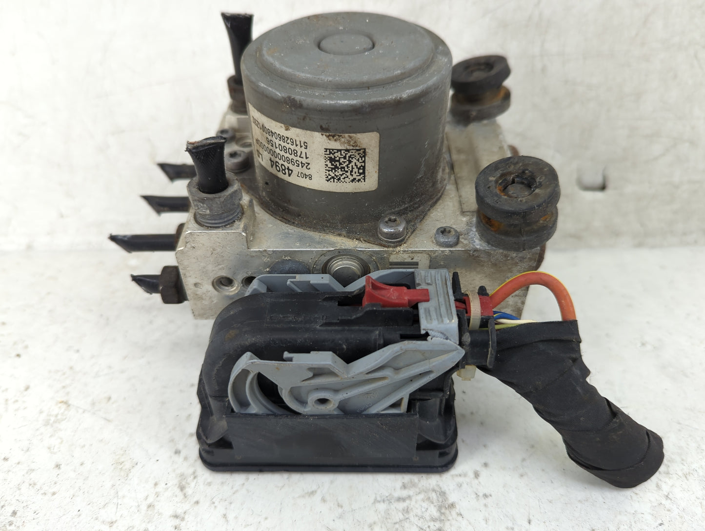 2017-2019 Gmc Sierra 1500 ABS Pump Control Module Replacement Fits Fits 2017 2018 2019 2020 OEM Used Auto Parts - Oemusedaut