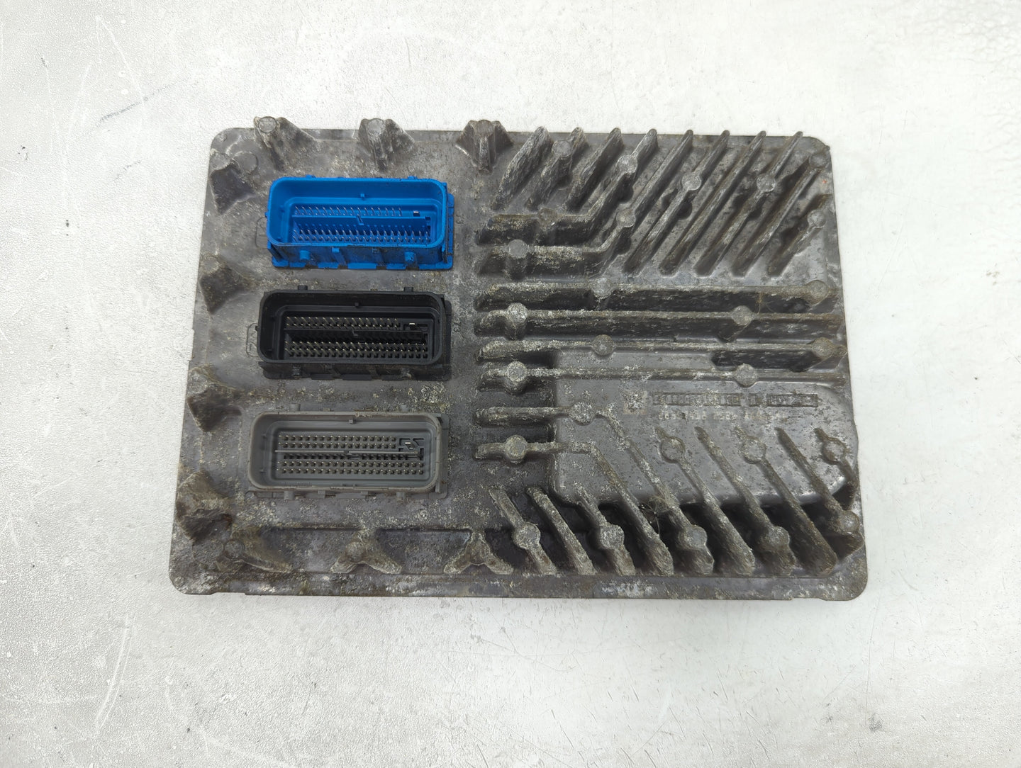 2016-2018 Gmc Sierra 1500 PCM Engine Control Computer ECU ECM PCU OEM P/N:848032280 12678939 Fits Fits 2016 2017 2018 OEM Us