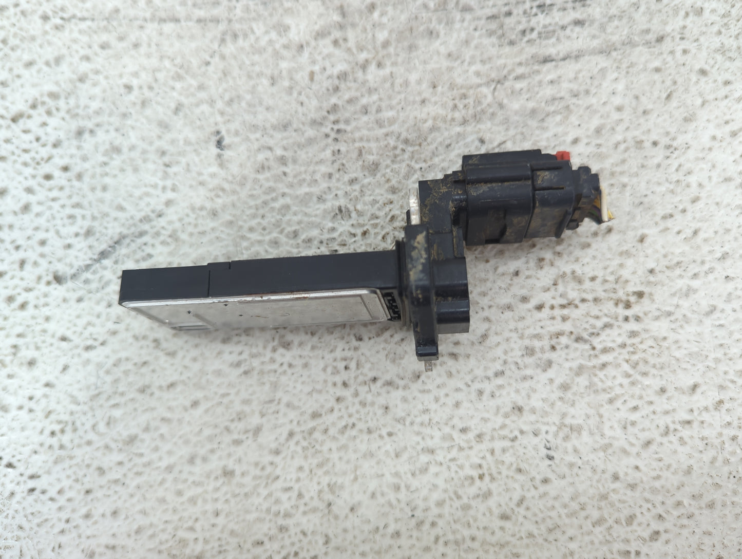2014-2019 Gmc Sierra 1500 Mass Air Flow Meter Maf 1487492 - Oemusedautoparts1.com