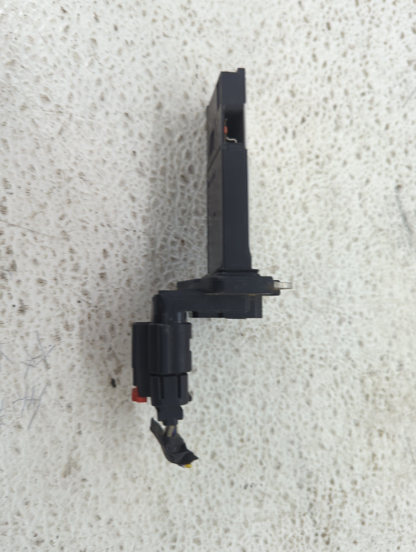 2014-2019 Gmc Sierra 1500 Mass Air Flow Meter Maf 1487851 - Oemusedautoparts1.com