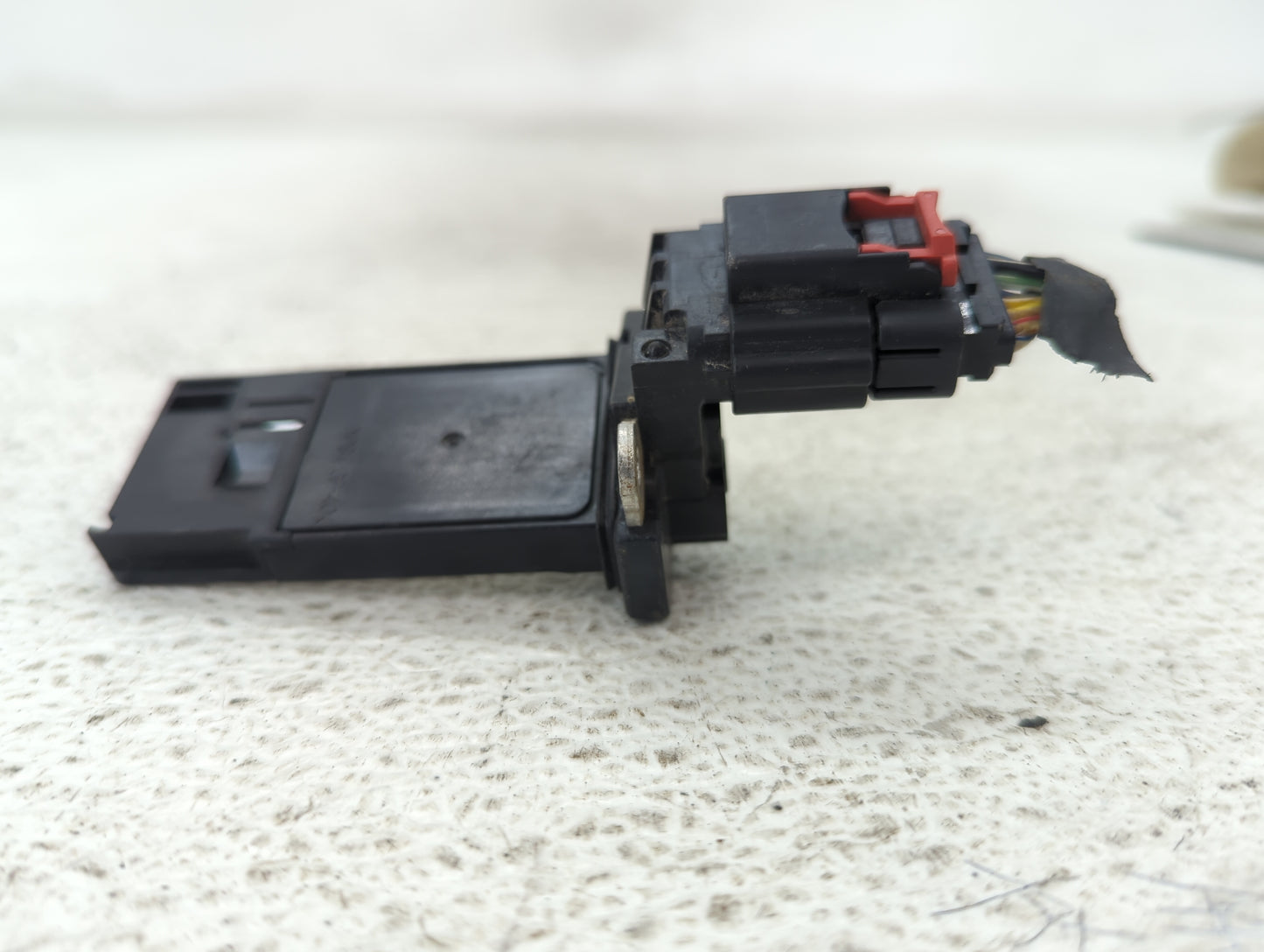 2014-2019 Gmc Sierra 1500 Mass Air Flow Meter Maf 1487851 - Oemusedautoparts1.com