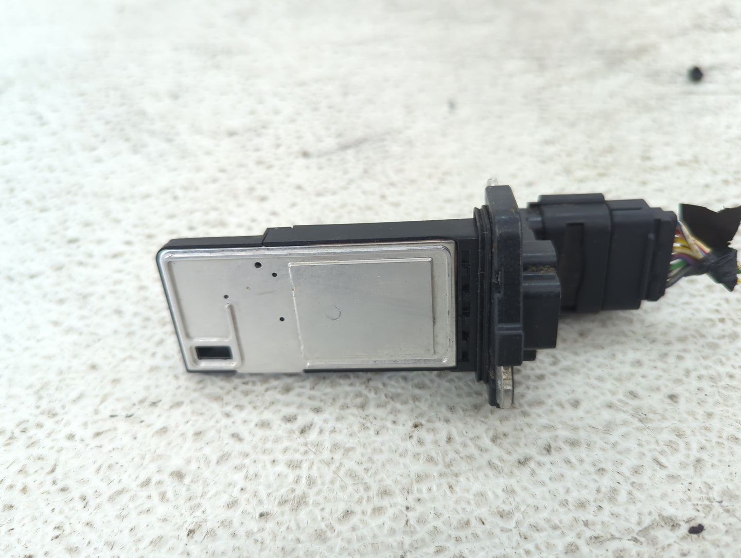 2014-2019 Gmc Sierra 1500 Mass Air Flow Meter Maf 1487851 - Oemusedautoparts1.com
