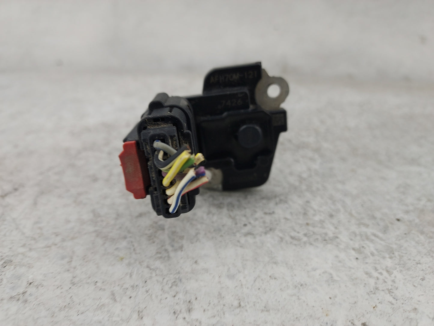 2014-2019 Gmc Sierra 1500 Mass Air Flow Meter Maf 1488619 - Oemusedautoparts1.com