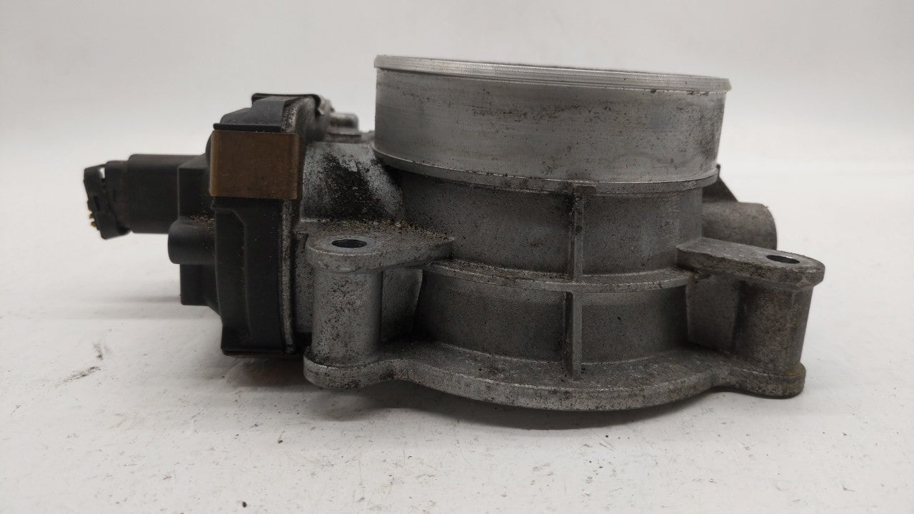 2014-2018 Gmc Sierra 1500 Throttle Body P/N:12678224 12617792 Fits Fits 2014 2015 2016 2017 2018 2019 OEM Used Auto Parts - 